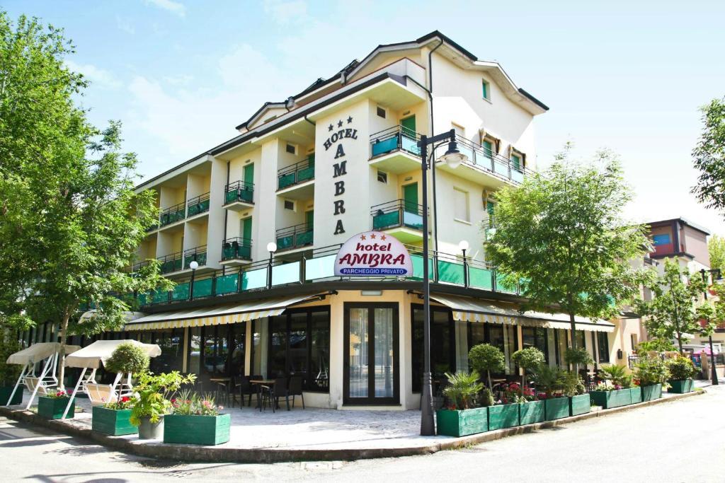 Hotel Ambra Cesenatico Exterior foto
